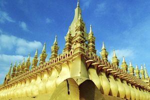  Pha That Luang, Laos